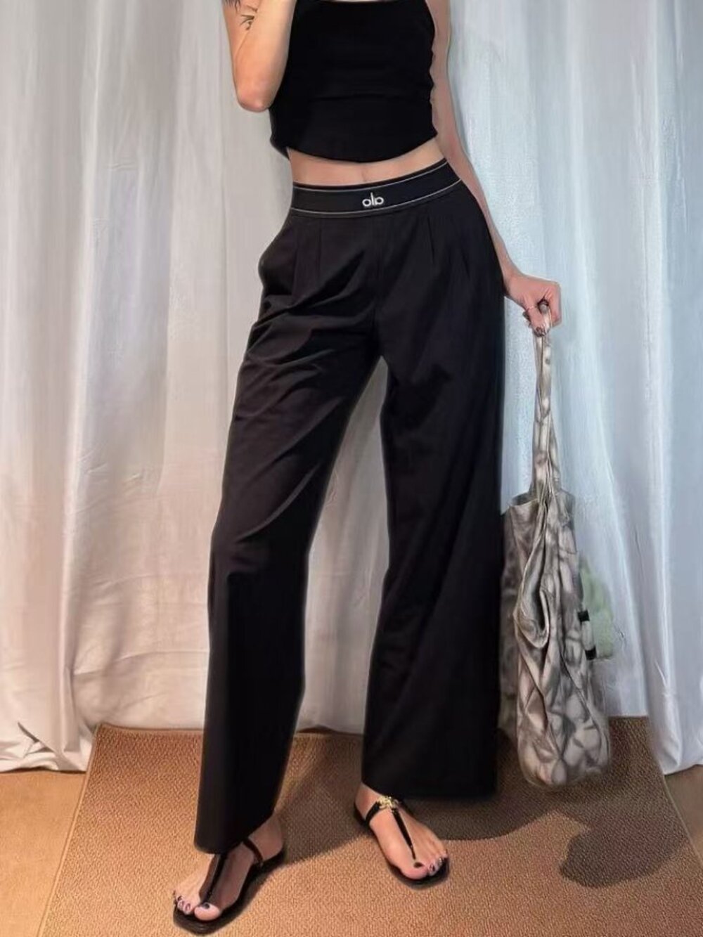 ALO Yoga Black Suit Up Trouser🔥 Chic Wide Leg Work Pants | Regular NWT🎄 - Picture 8 of 8